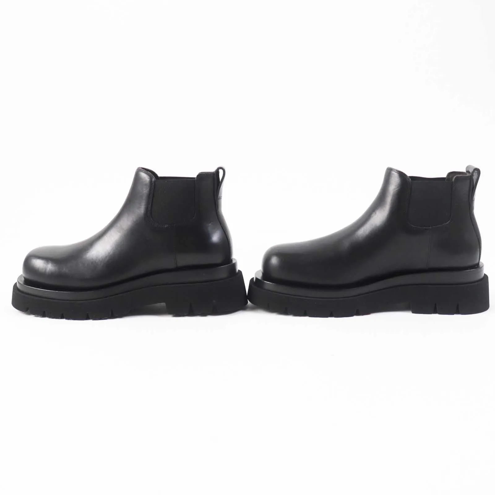 Bottega Veneta Leather Chelsea Boots Black 38